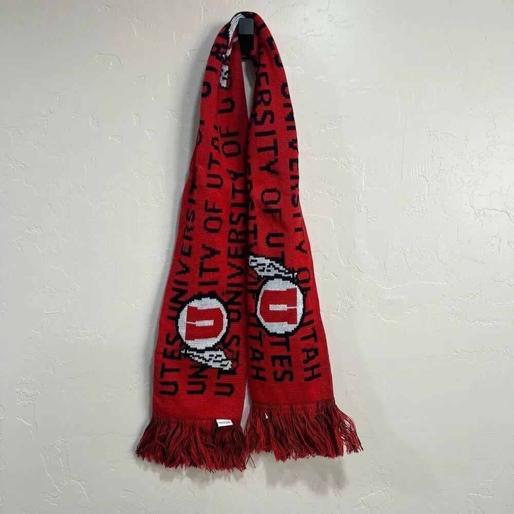 🏈 Utes Scarf